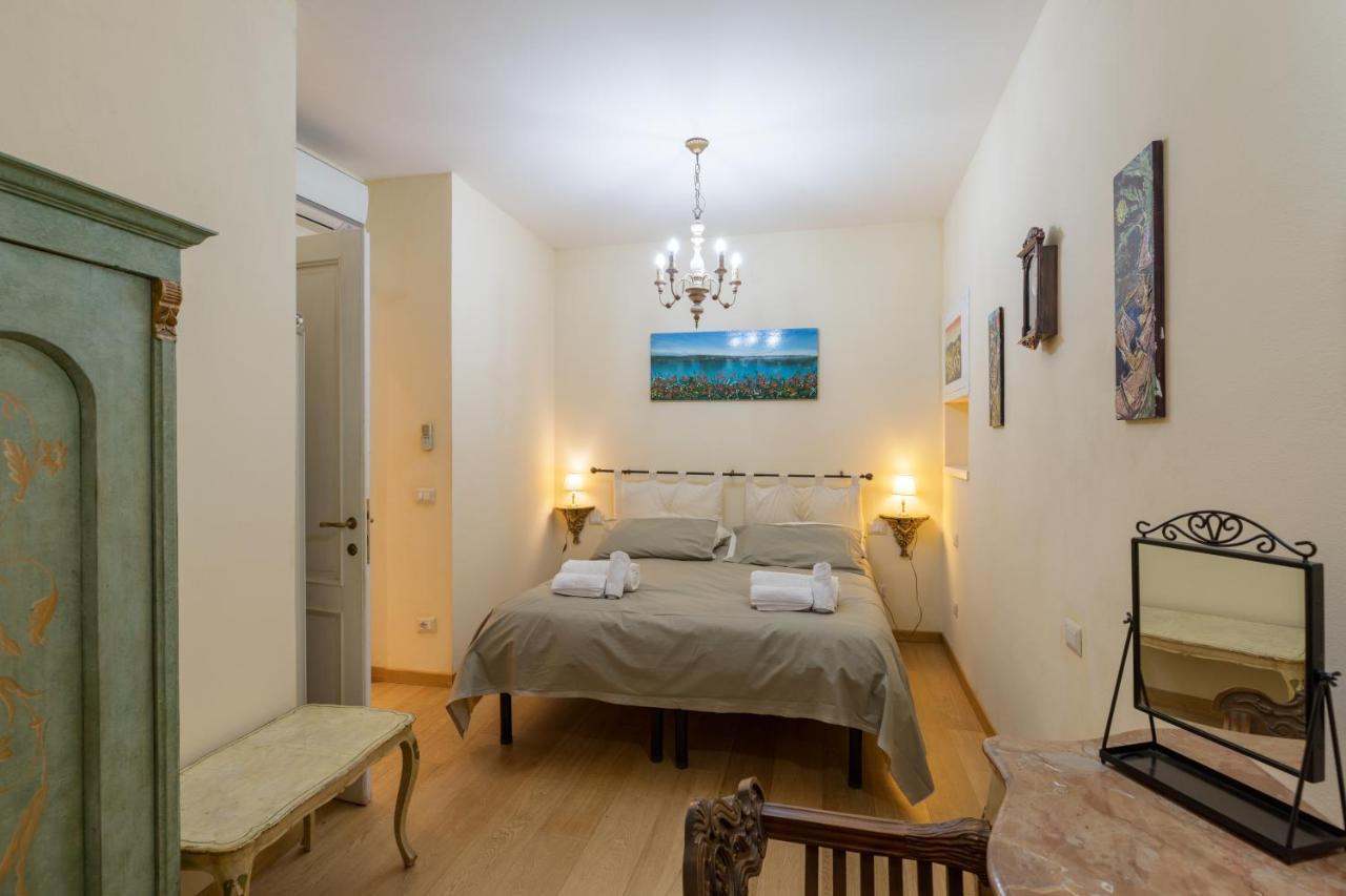 Pinocchio' S House In The Center Of Florence Ngoại thất bức ảnh